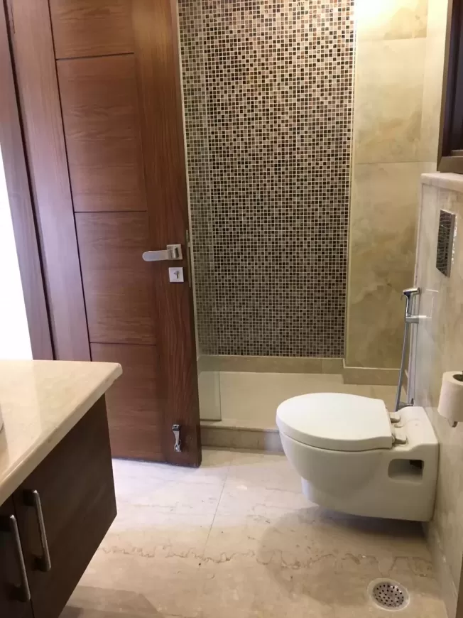 6 BHK Villa