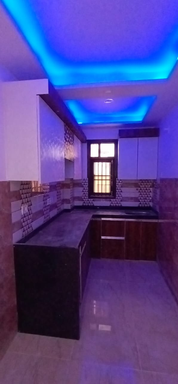 3 BHK, Builder Floor (700 sq.ft.)